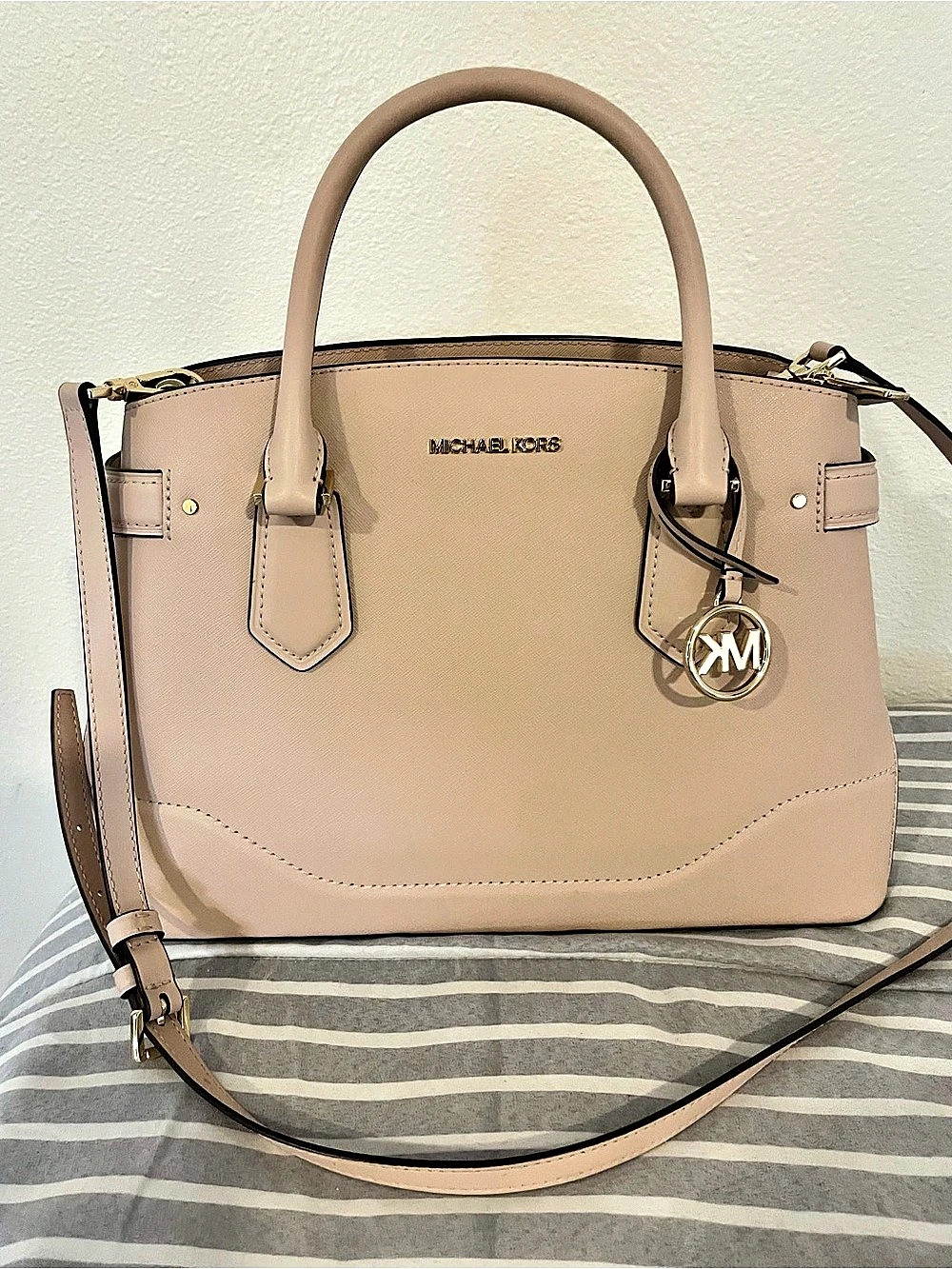 Michael Kors Lynn Leather Satchel in Pink NWT